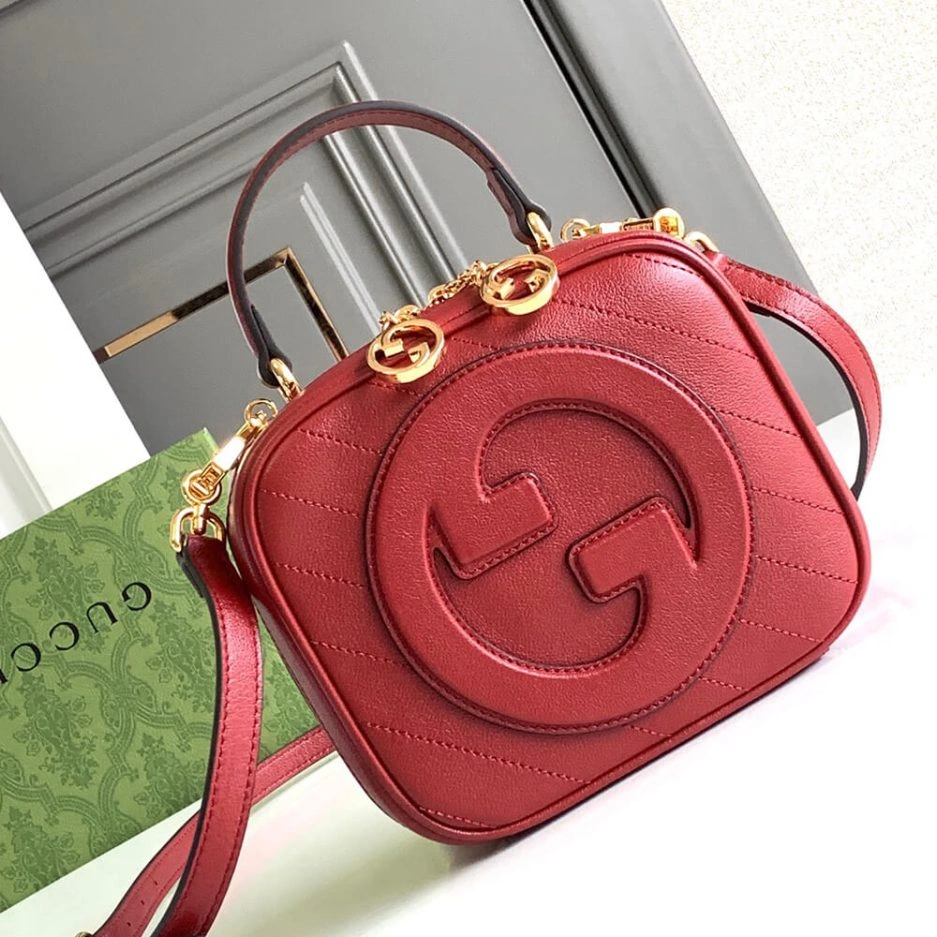Lightweight GUCCI BLONDIE TOP HANDLE BAG 886