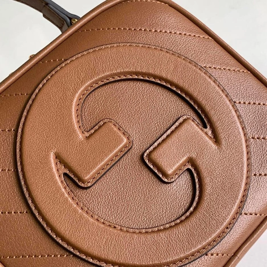 WrinkleFree GUCCI BLONDIE TOP HANDLE BAG 879