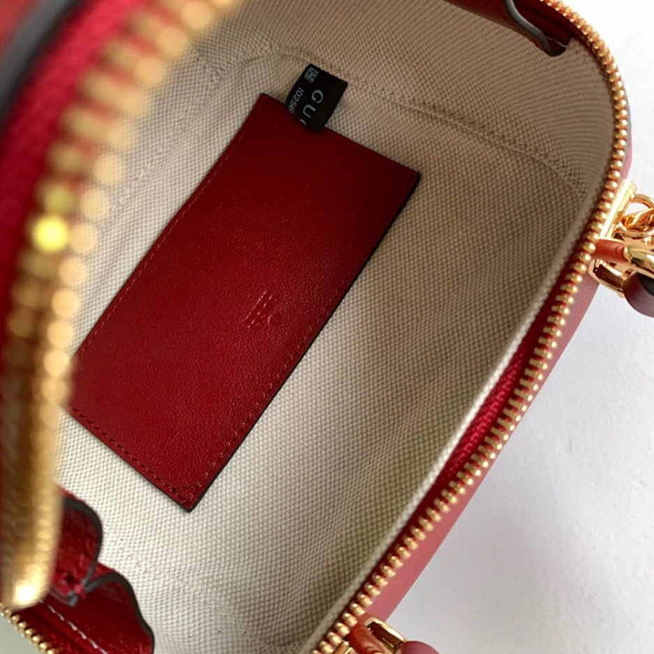Lightweight GUCCI BLONDIE TOP HANDLE BAG 886