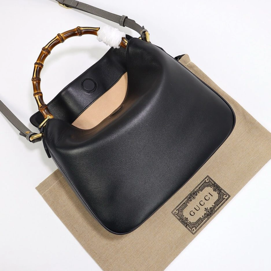 GUCCI DIANA MEDIUM SHOULDER BAG EasyCare 885