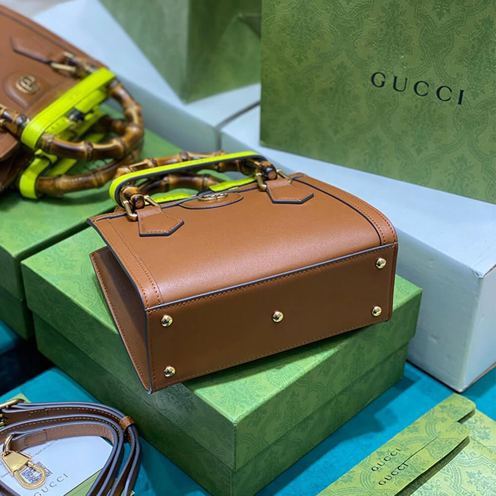 Gucci Diana mini tote bag Cozy 966