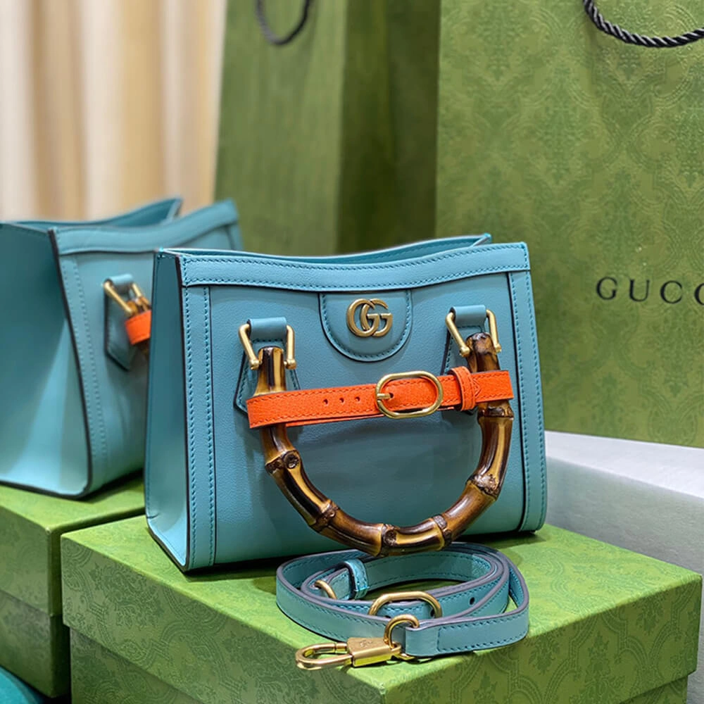 Gucci Diana mini tote bag Bold 946