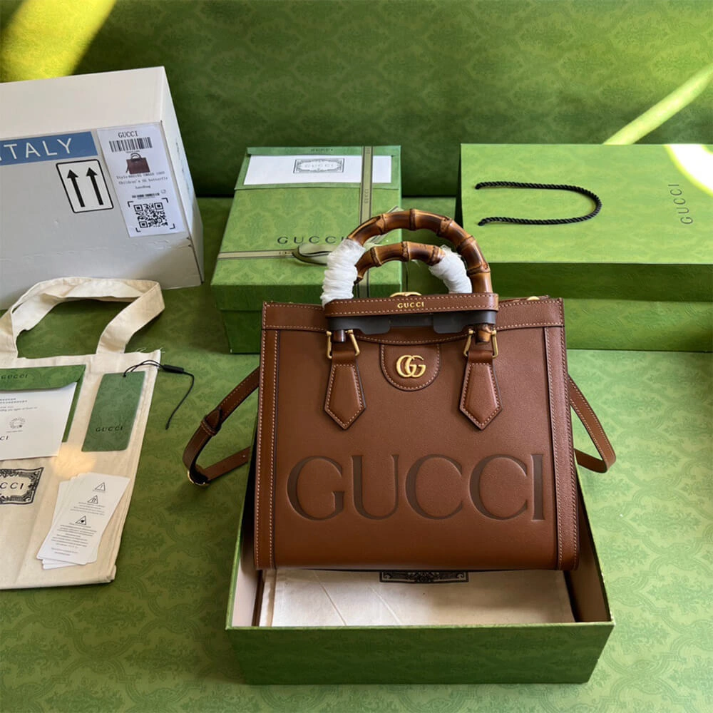 Sporty Gucci Diana small tote bag 888