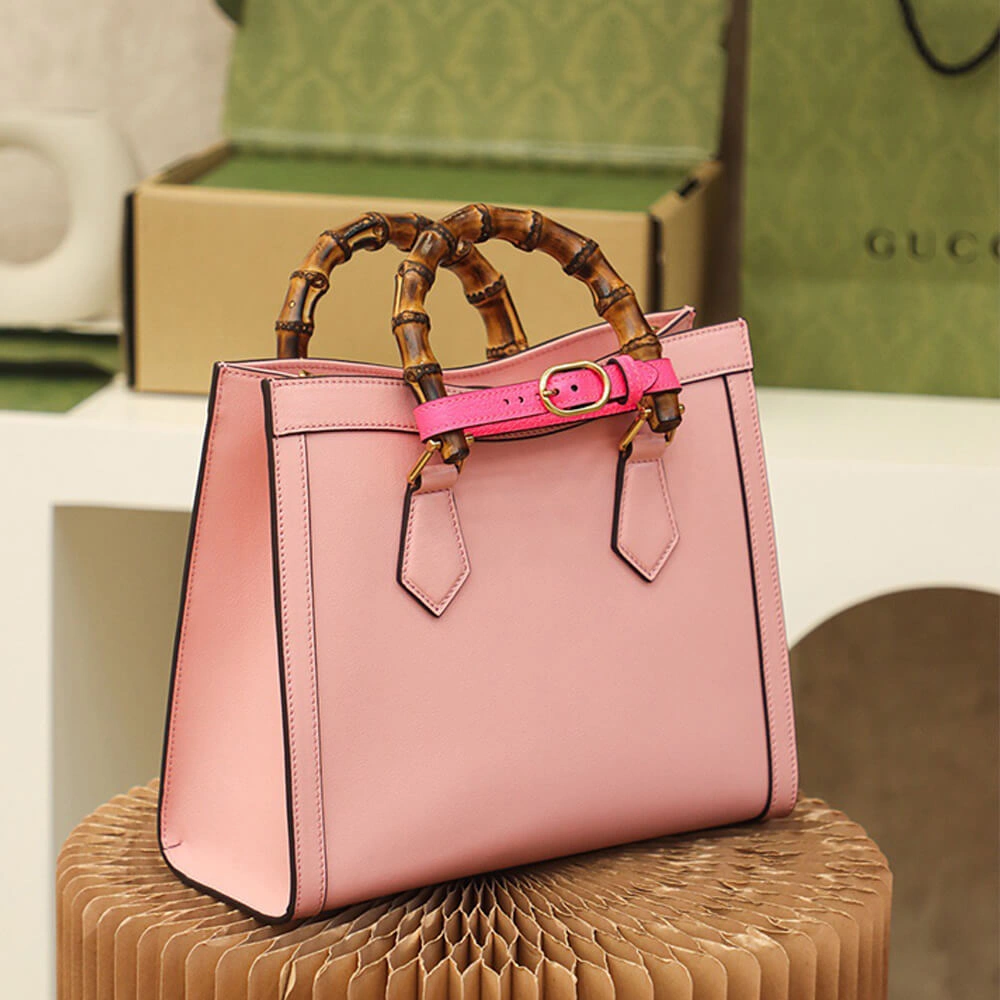 Unique Gucci Diana small tote bag 828