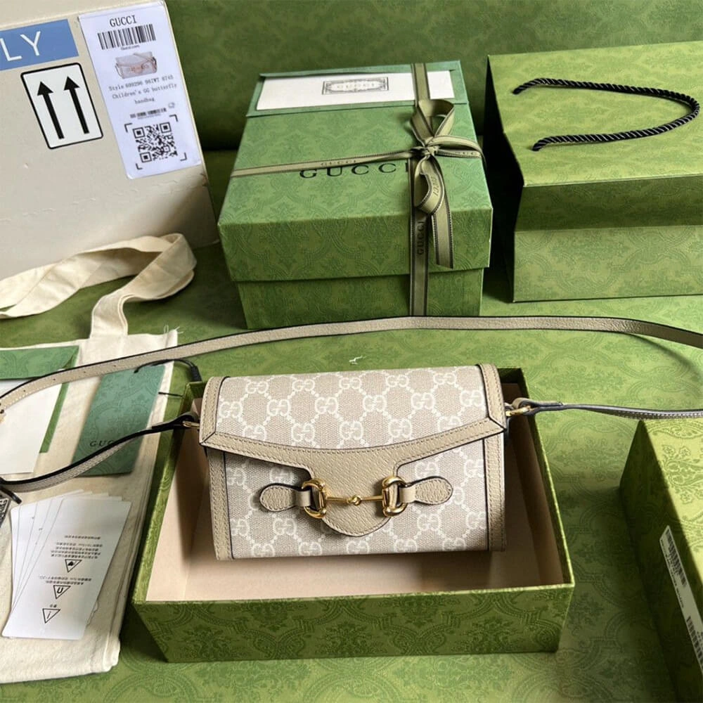 Versatile Gucci Horsebit 1955 mini bag 829