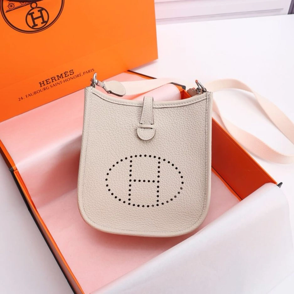 Hermes Evelyne Sleek 1533