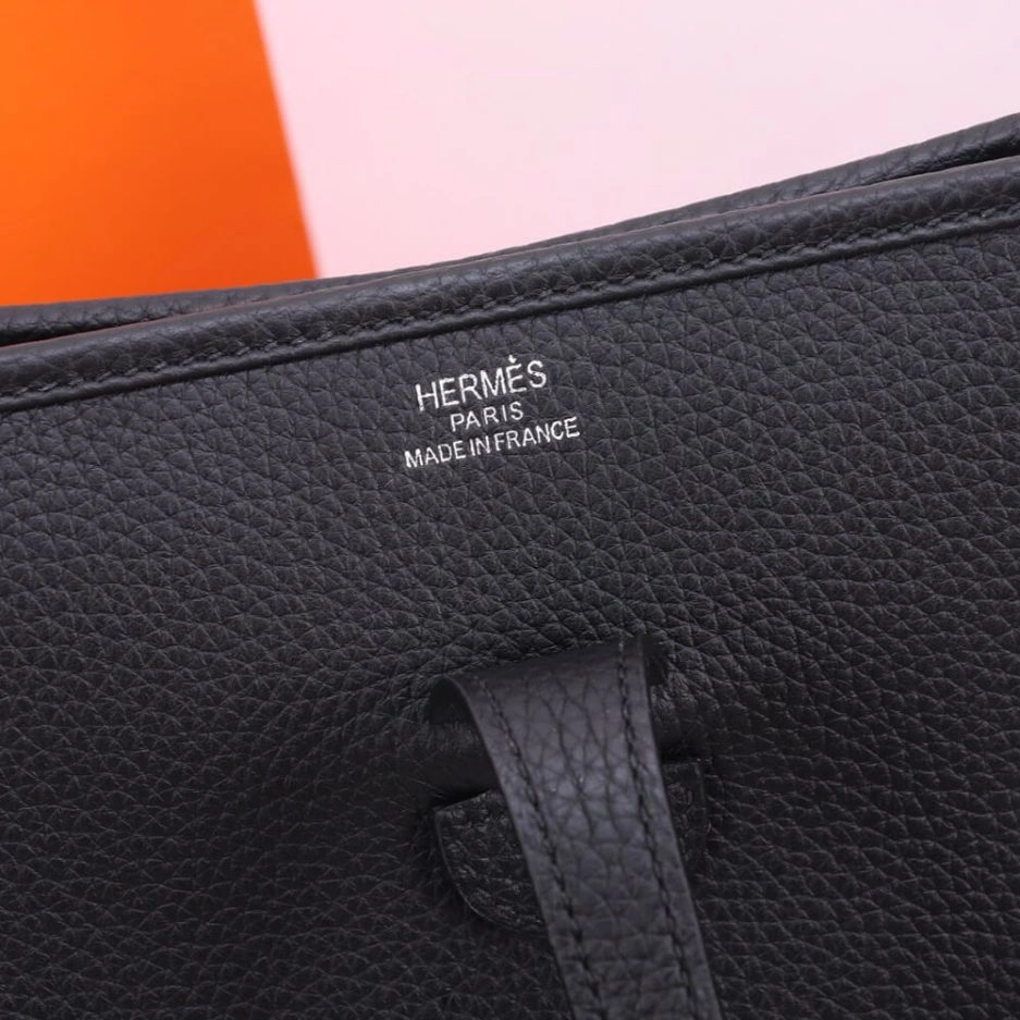 Sporty Hermes Evelyne 1567