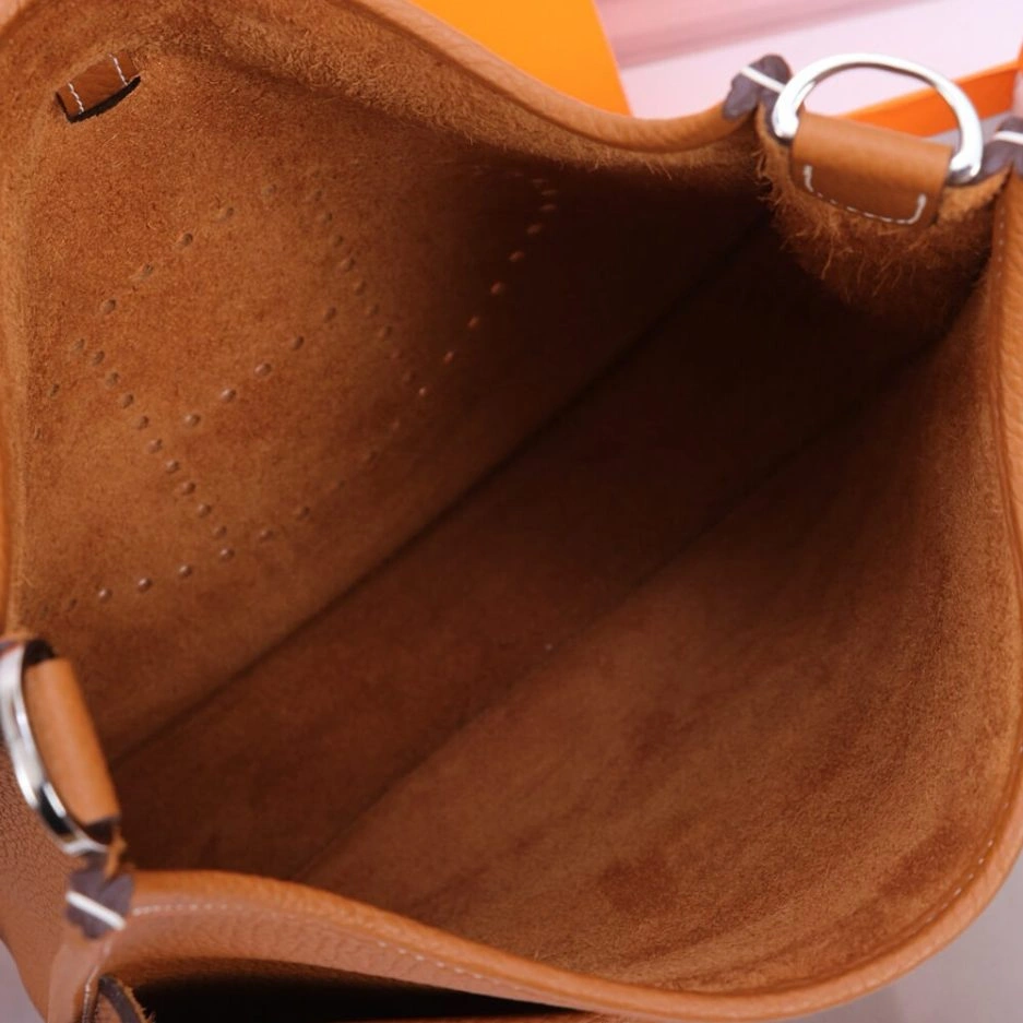 Neat Hermes Evelyne 1515