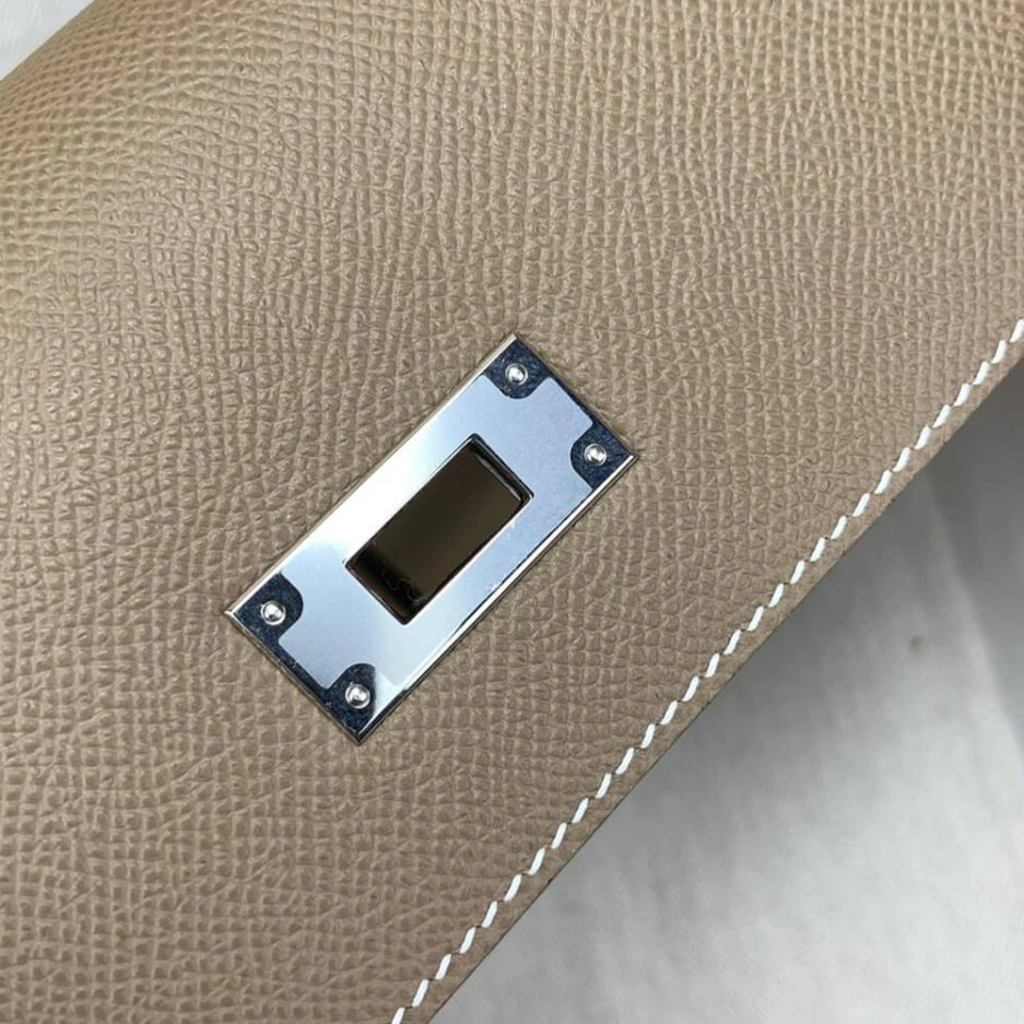 Supportive Hermes Kelly Depeches Pouch 1516