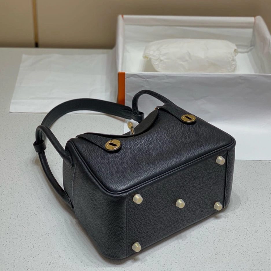 WellDesigned Hermes Lindy 1553