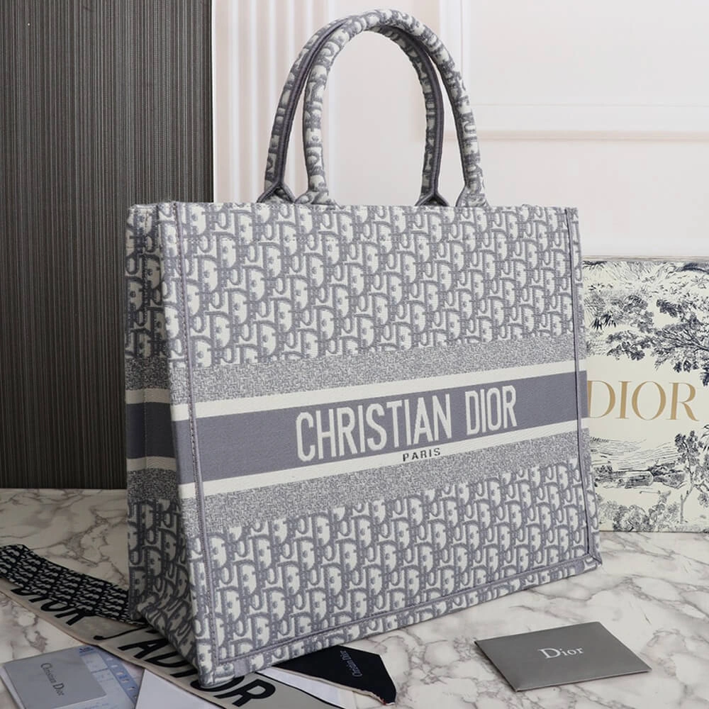 LARGE DIOR BOOK TOTE Comfortable 1339