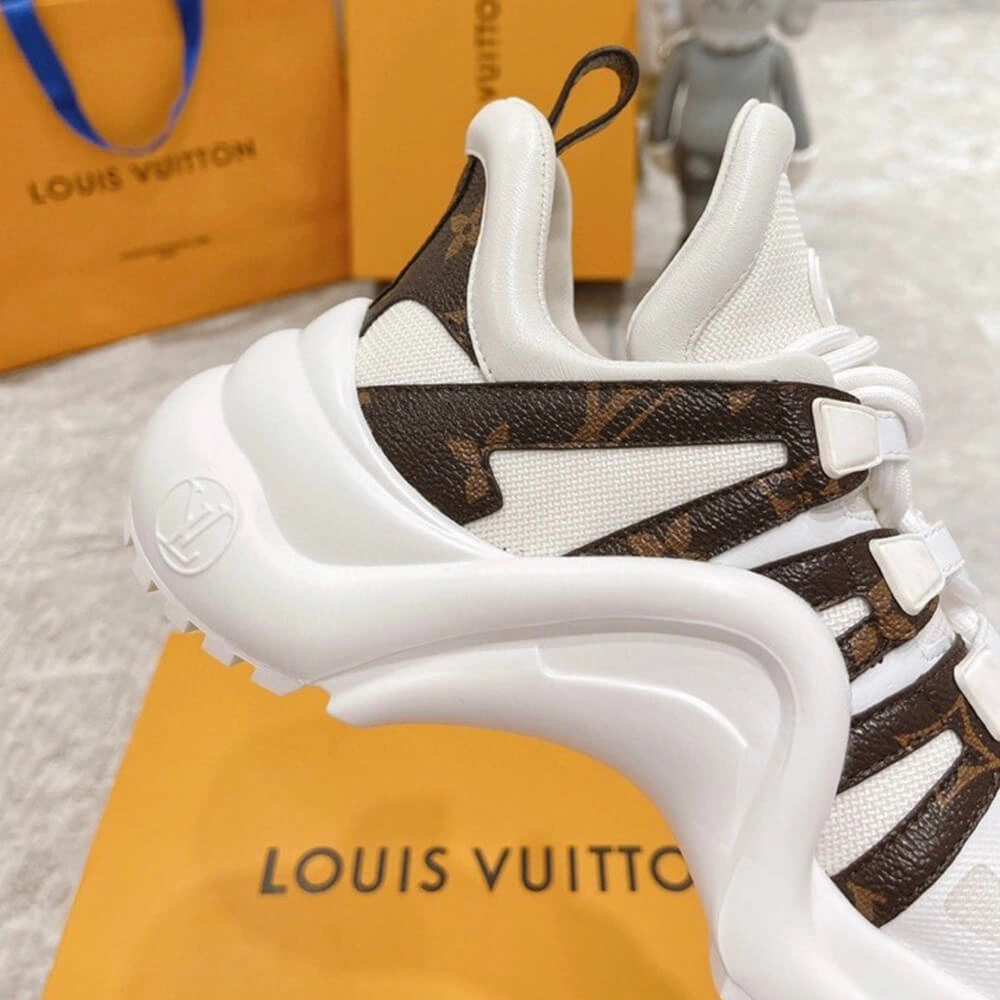 HighQuality LV ARCHLIGHT SNEAKER 3