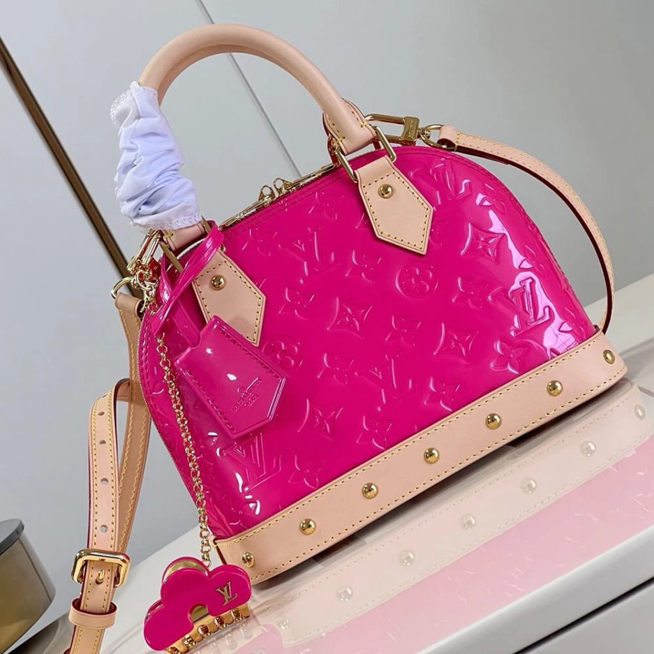 LV Alma BB Sleek 215