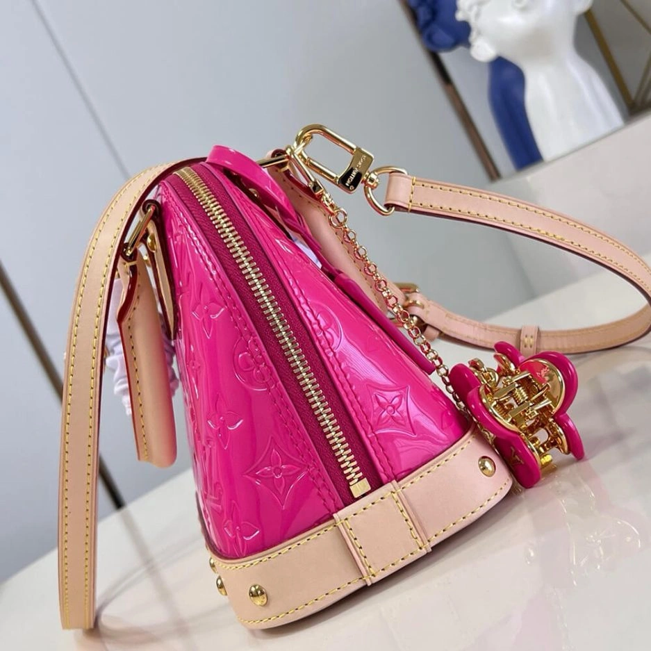 LV Alma BB Sleek 215