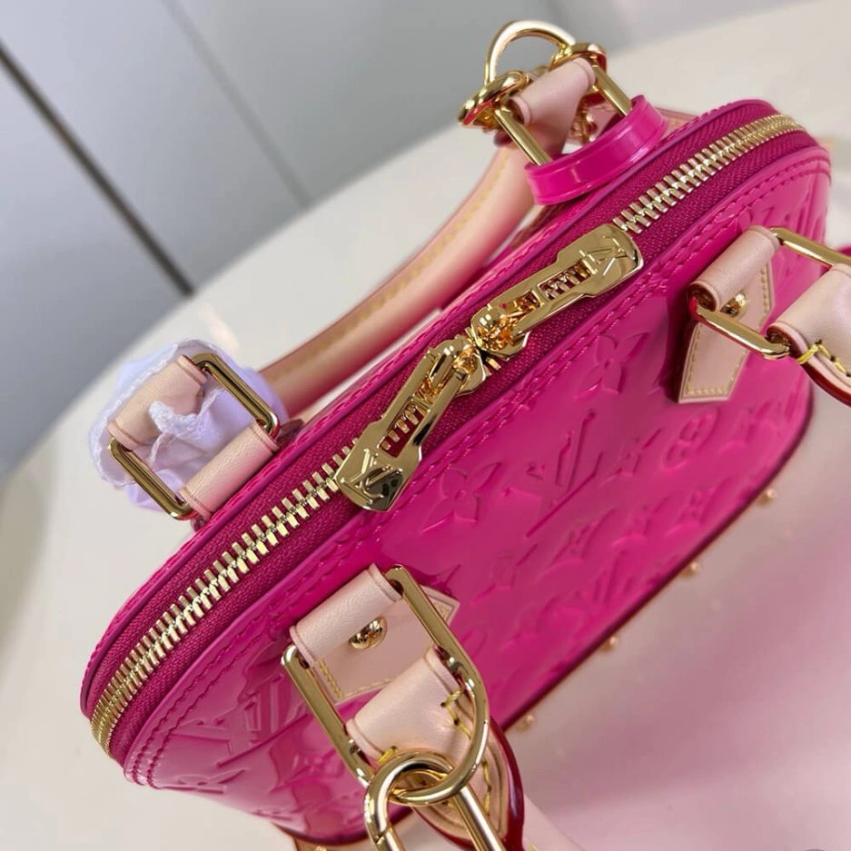LV Alma BB Sleek 215