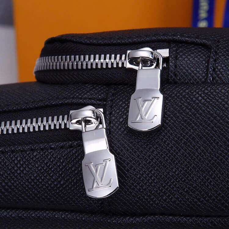 Thermal LV Avenue Sling Bag 724