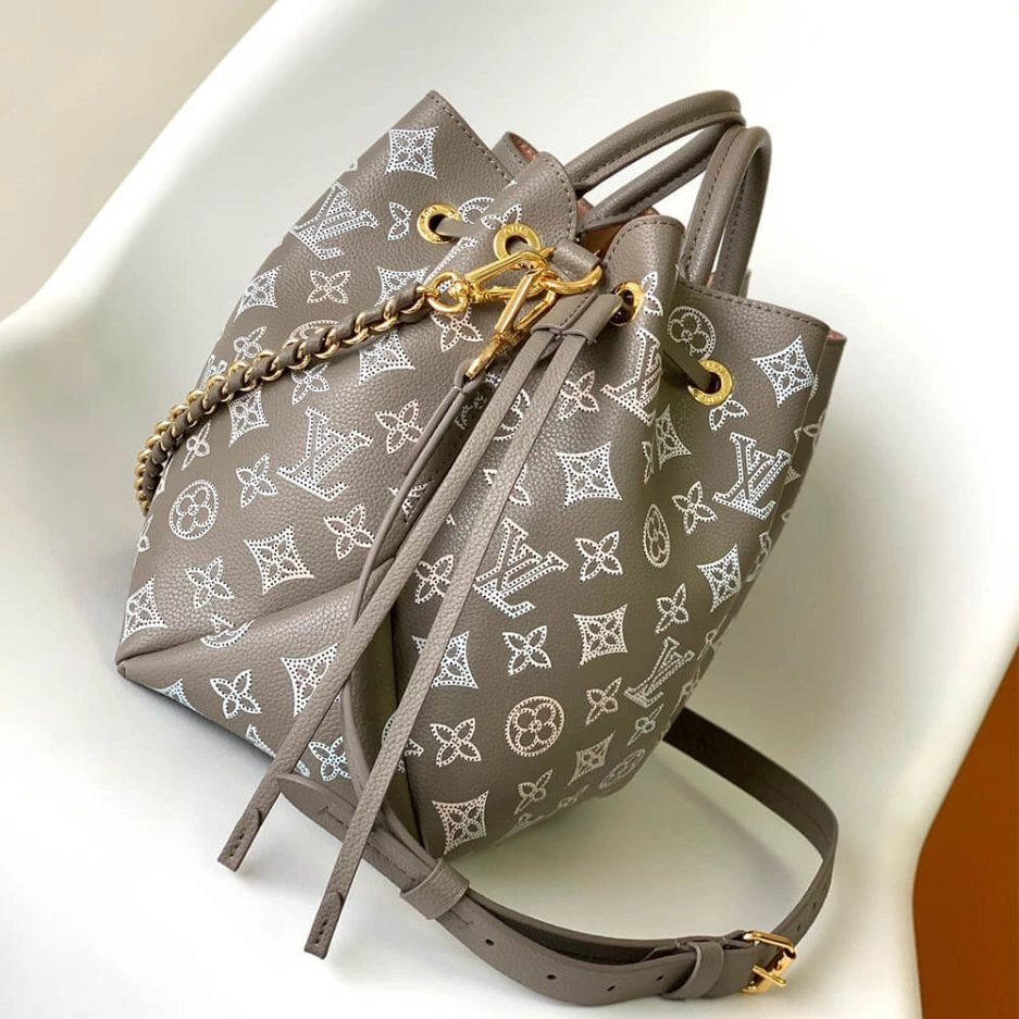 LV Bella Tote Breathable 385
