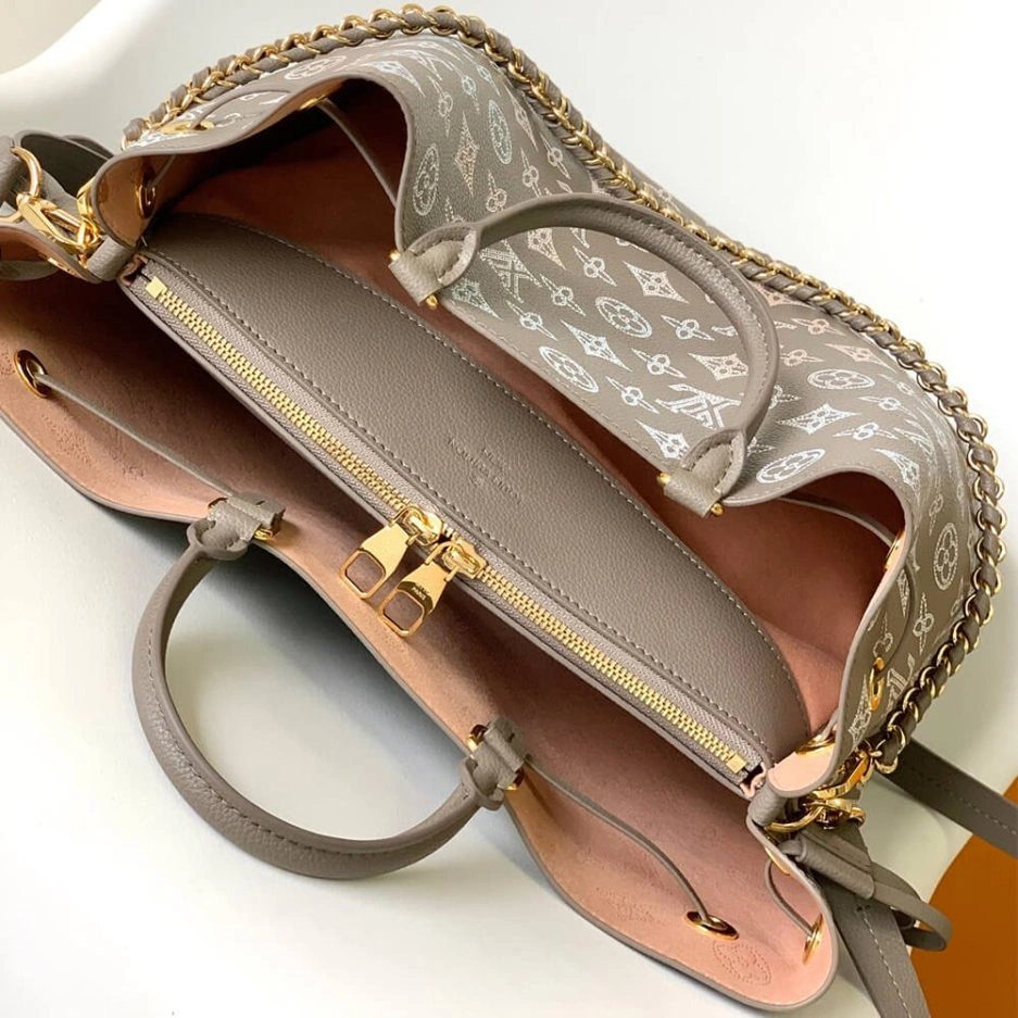 LV Bella Tote Breathable 385