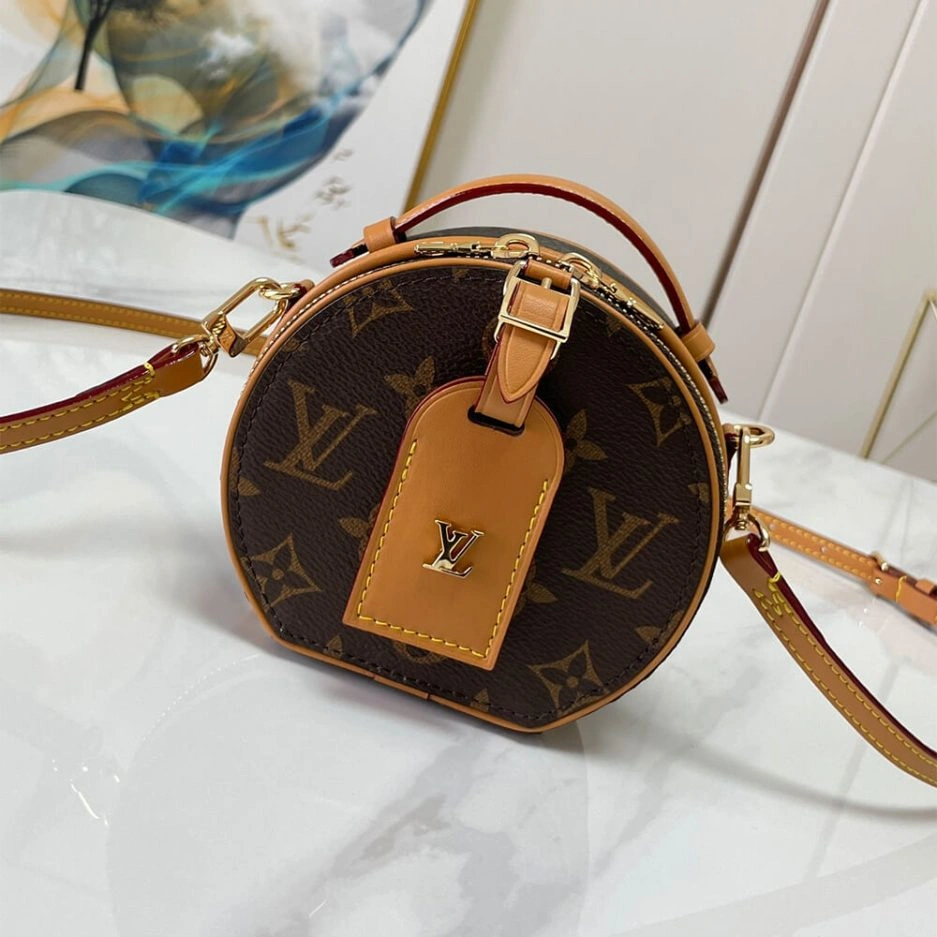 LV Boite Chapeau Souple MM Soft 388