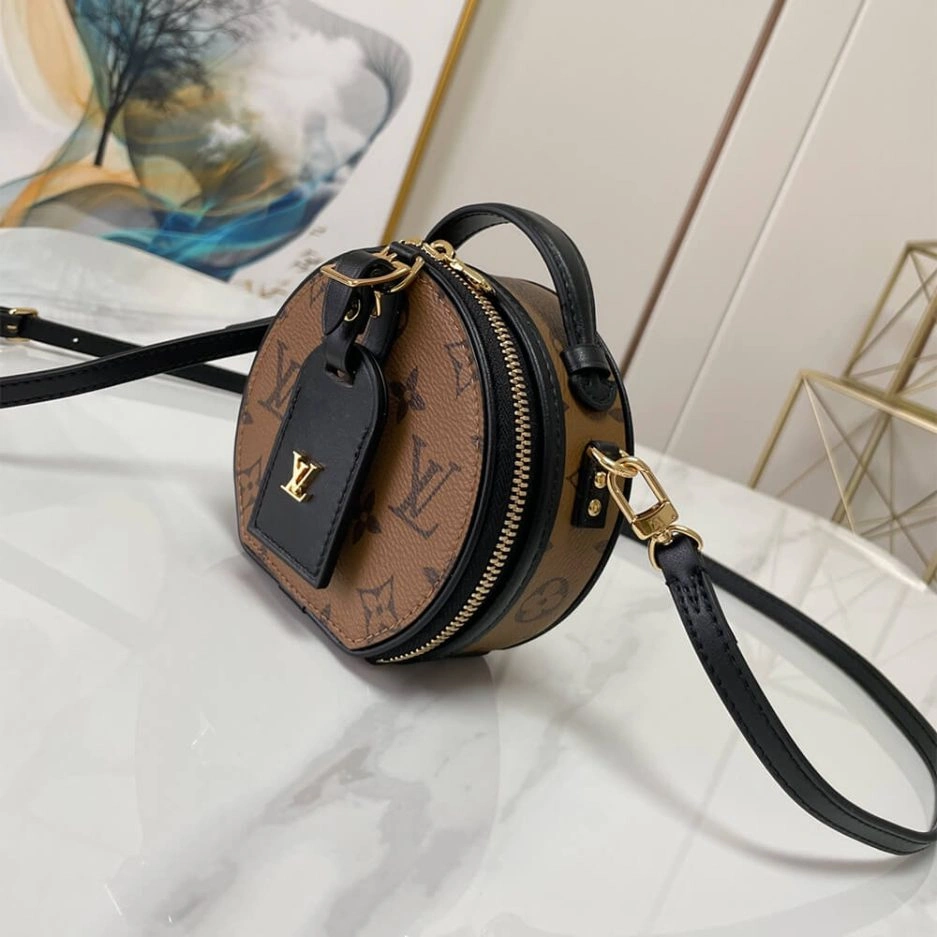 LV Boite Chapeau Souple MM Classic 398