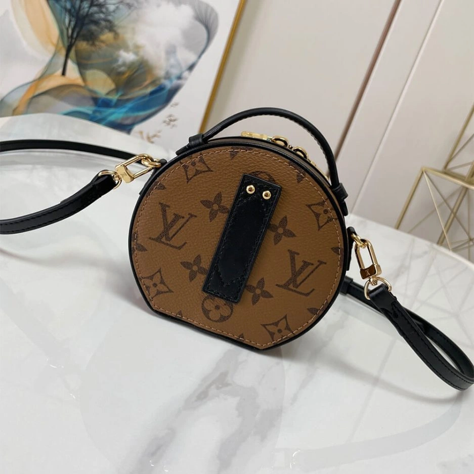 LV Boite Chapeau Souple MM Classic 398