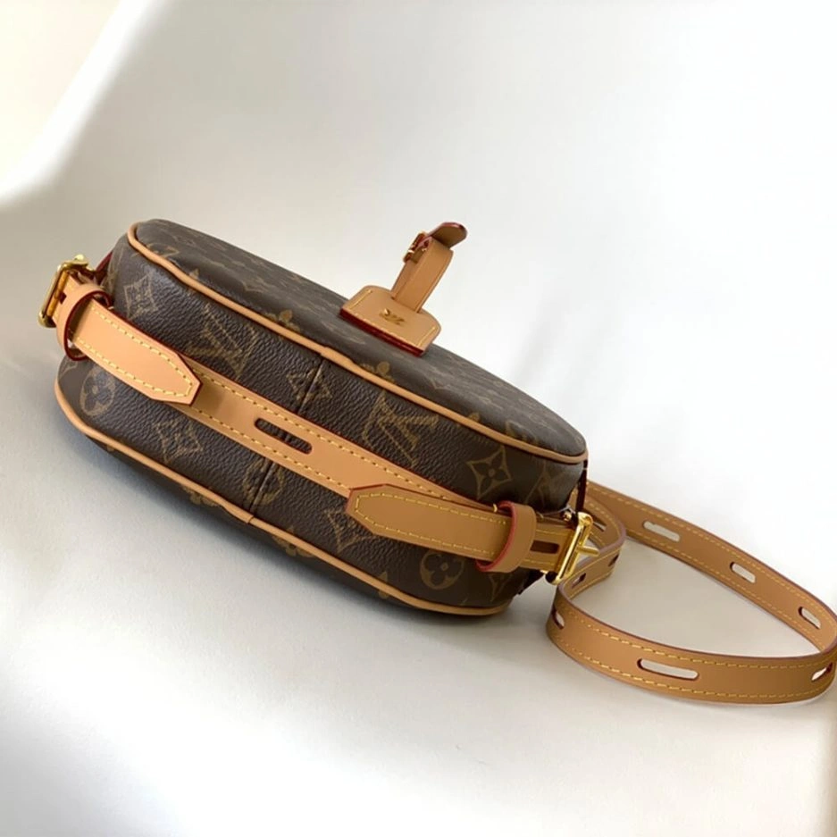LV Boite Chapeau Souple MM FashionForward 396