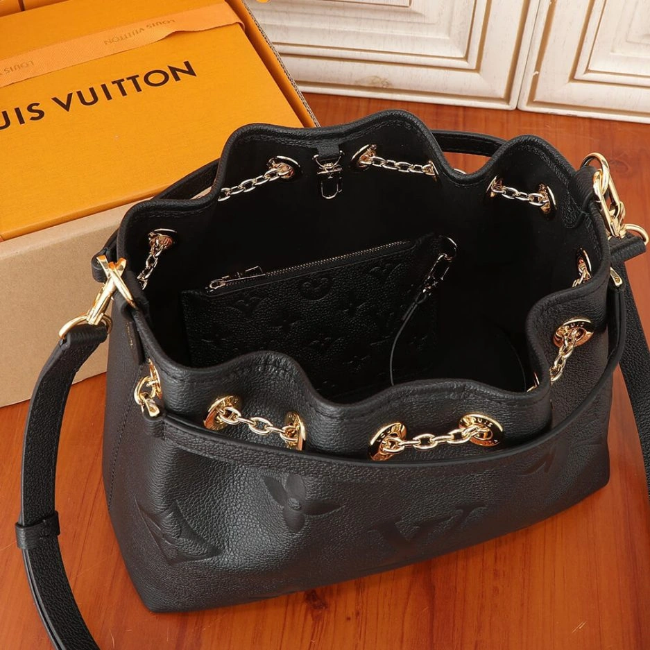 LV Bundle Chic 290
