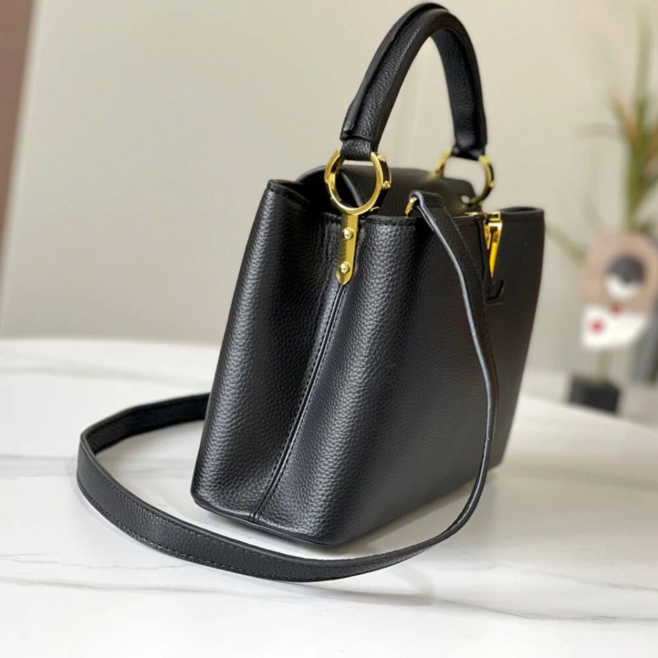 Stretchable LV Capucines BB 440