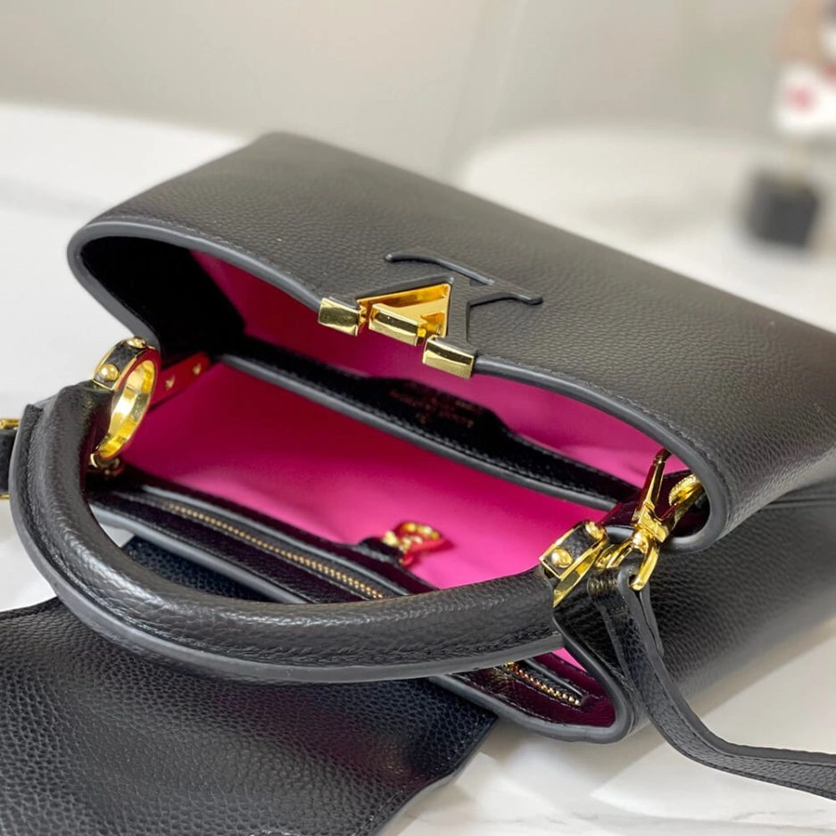Stretchable LV Capucines BB 440