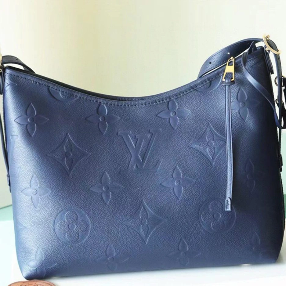 LV CarryAll MM Breathable 373