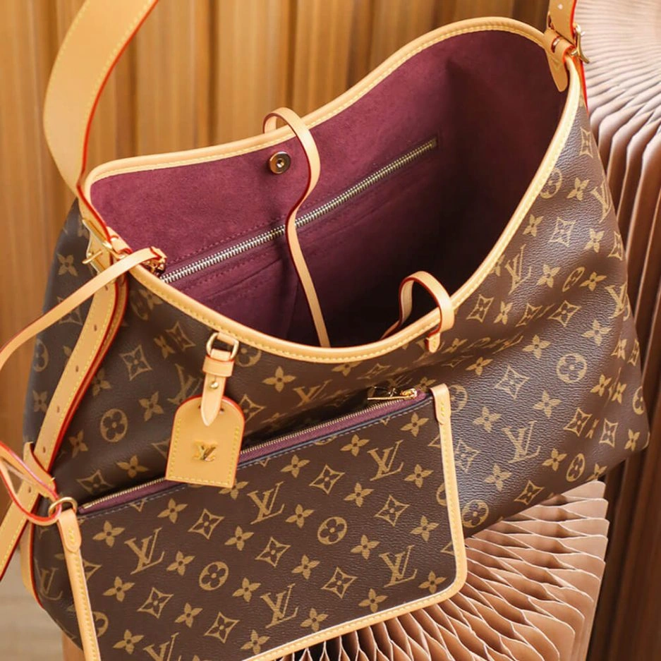Contemporary LV CarryAll MM 334