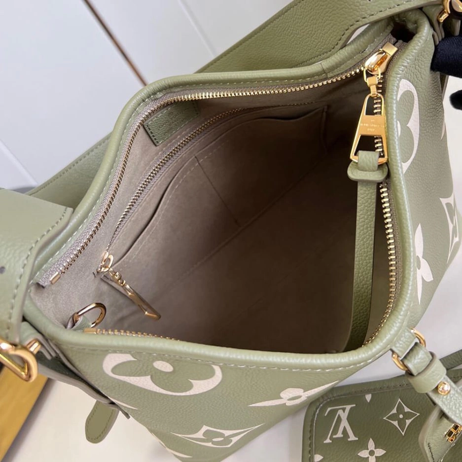 LV CarryAll PM Youthful 352