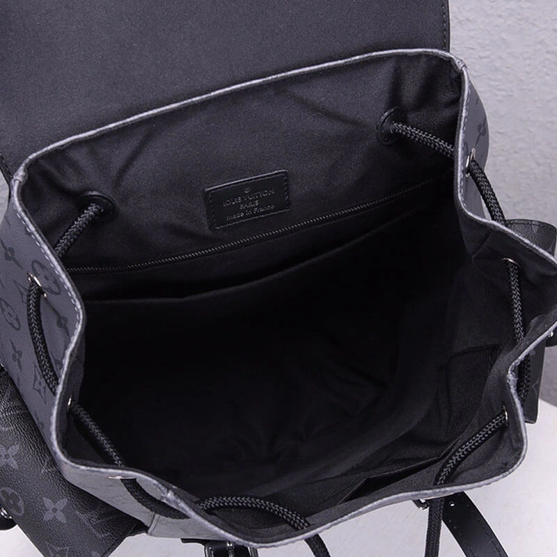 LV Christopher PM Backpack ComfortFit 675