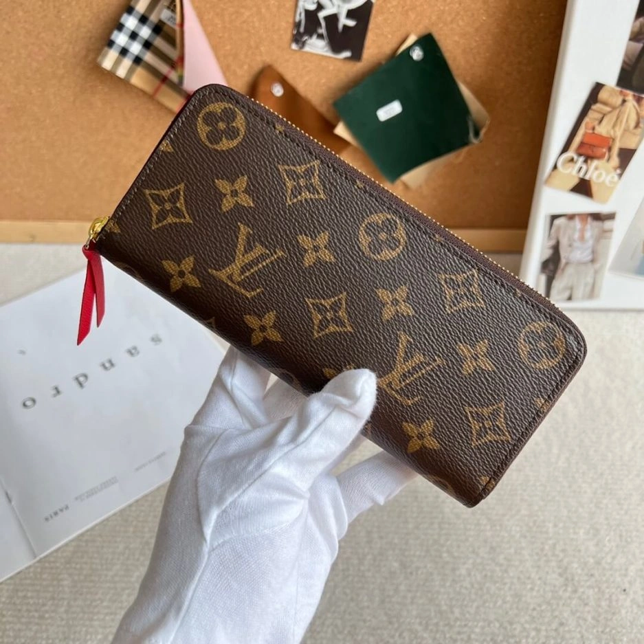 LV Clémence Wallet Durable 391