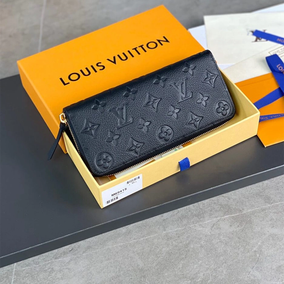 LV Clémence Wallet Practical 407