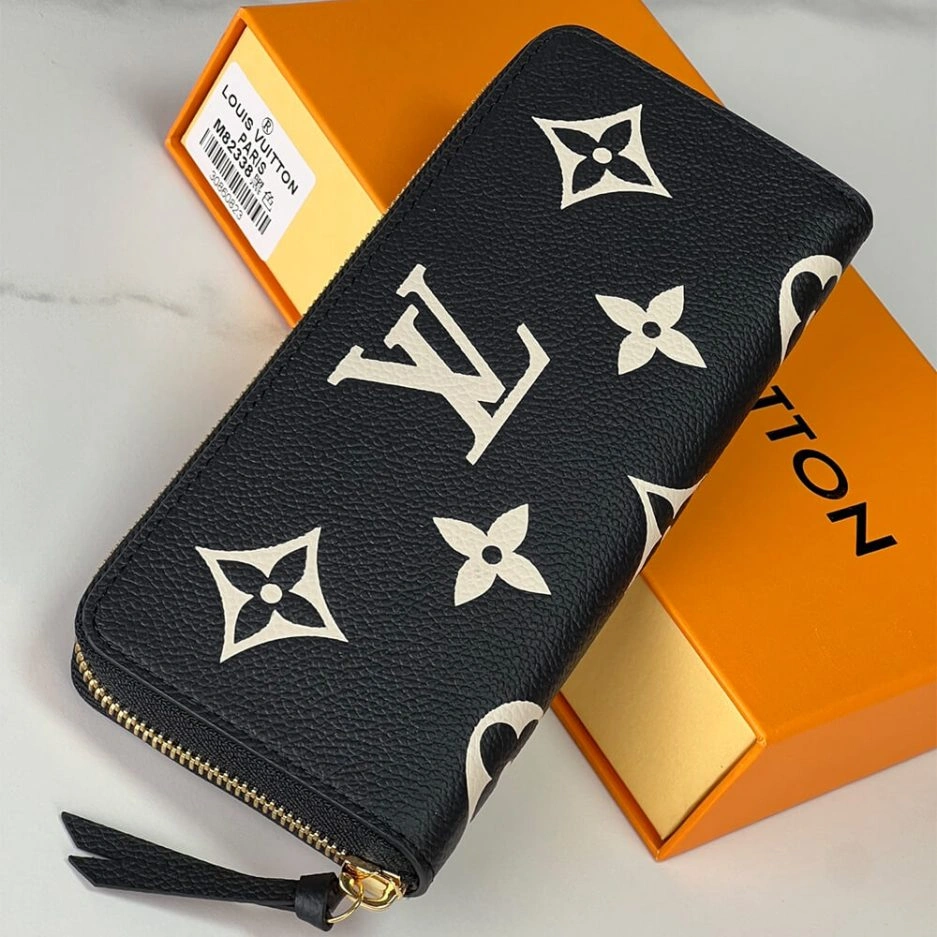 Stylish LV Clémence Wallet 417