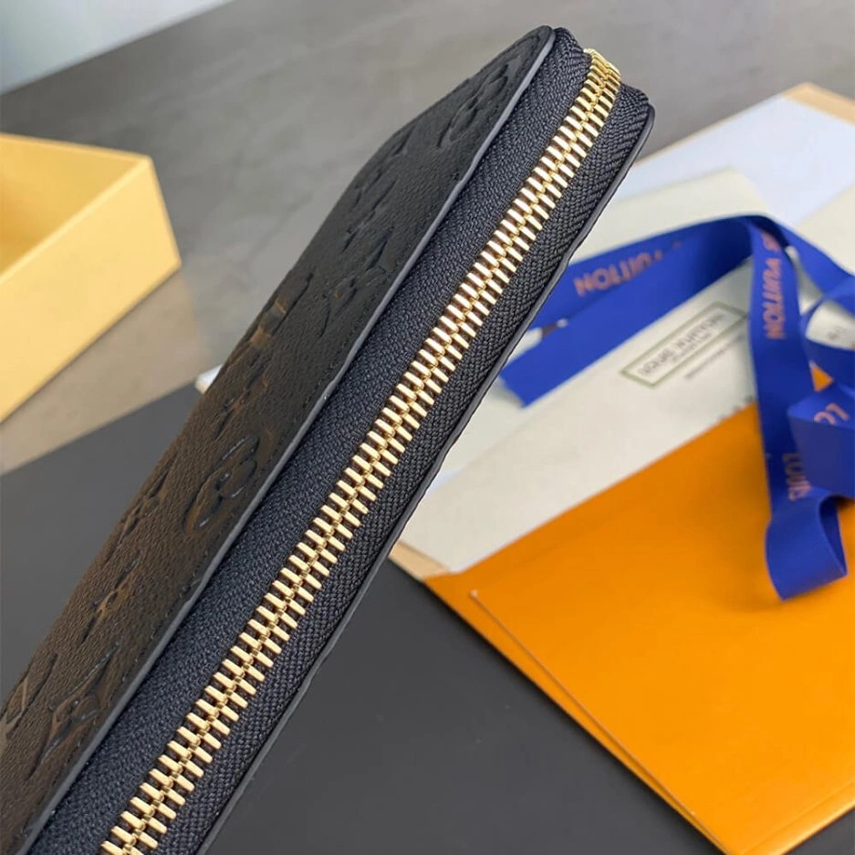 LV Clémence Wallet Practical 407