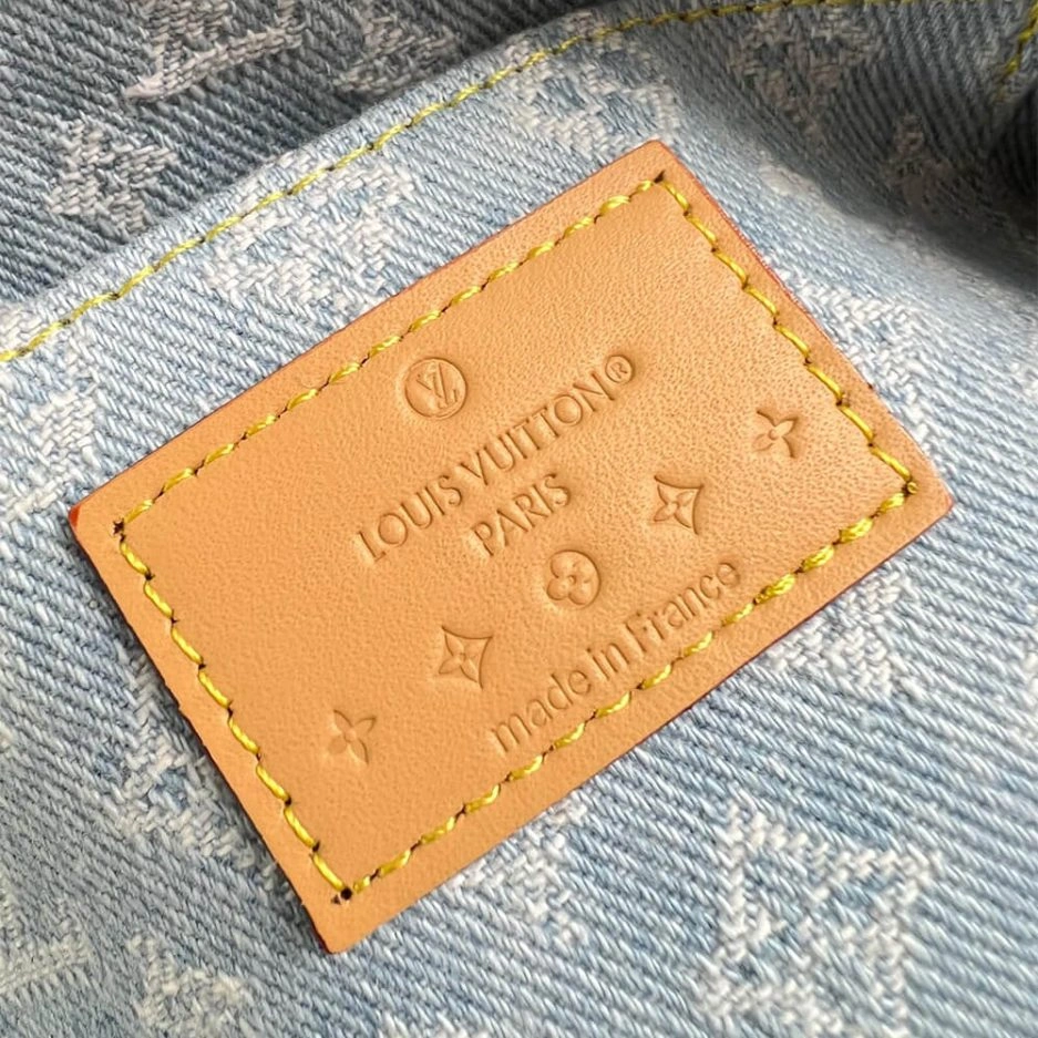 LV Cosmetic Pouch PM SunProtective 248