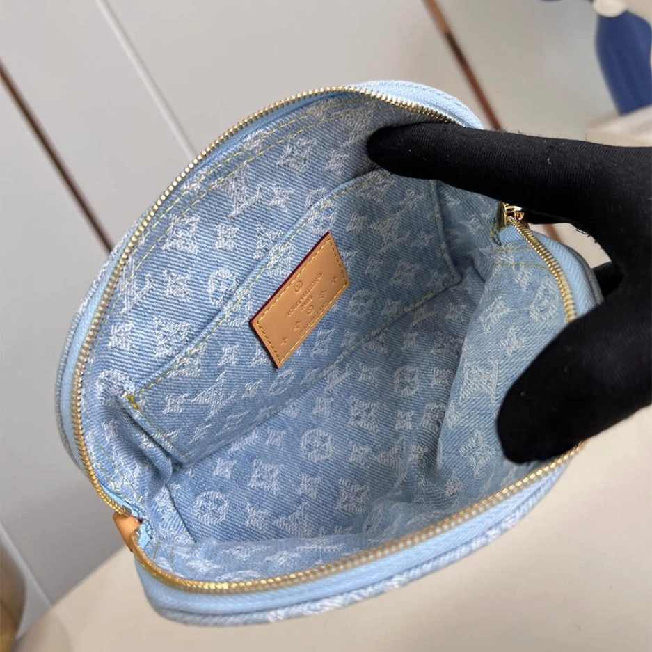 LV Cosmetic Pouch PM SunProtective 248