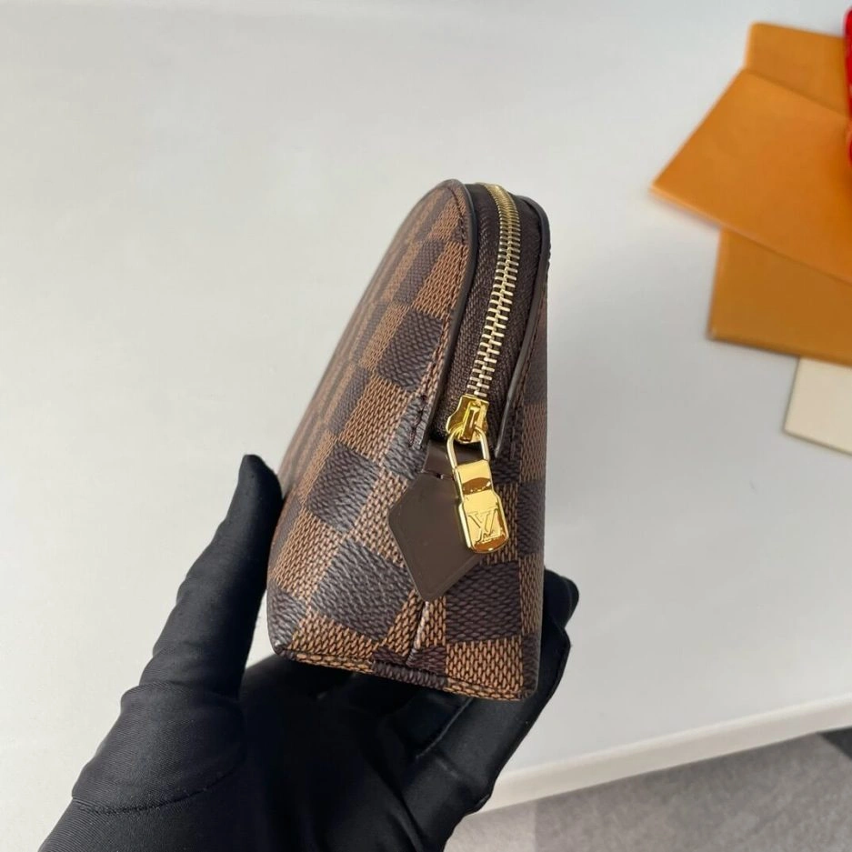 LV Cosmetic Pouch PM FreshLook 177
