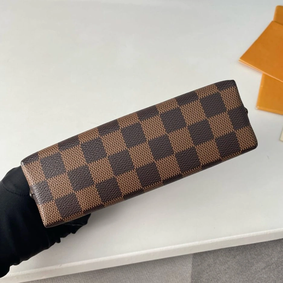 LV Cosmetic Pouch PM FreshLook 177