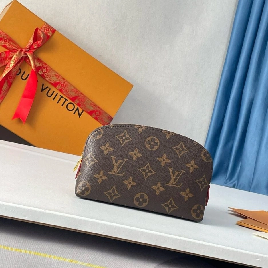 Elegant LV Cosmetic Pouch PM 255