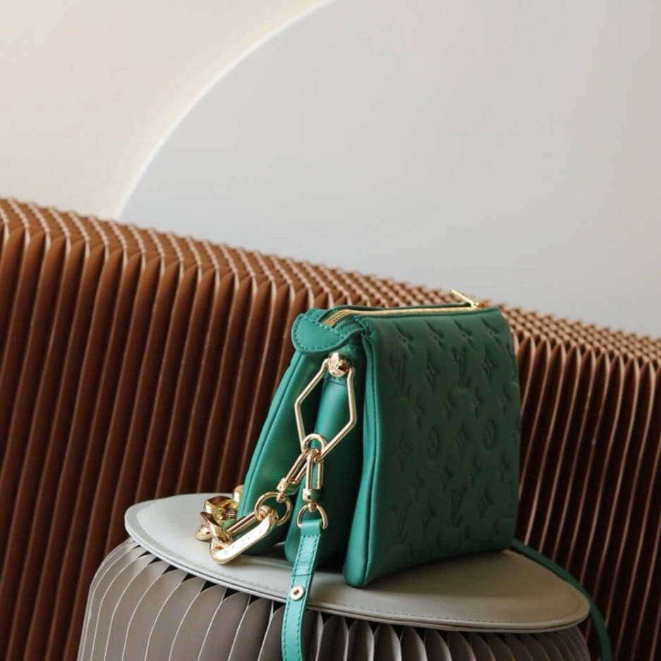UrbanChic LV Coussin BB 224