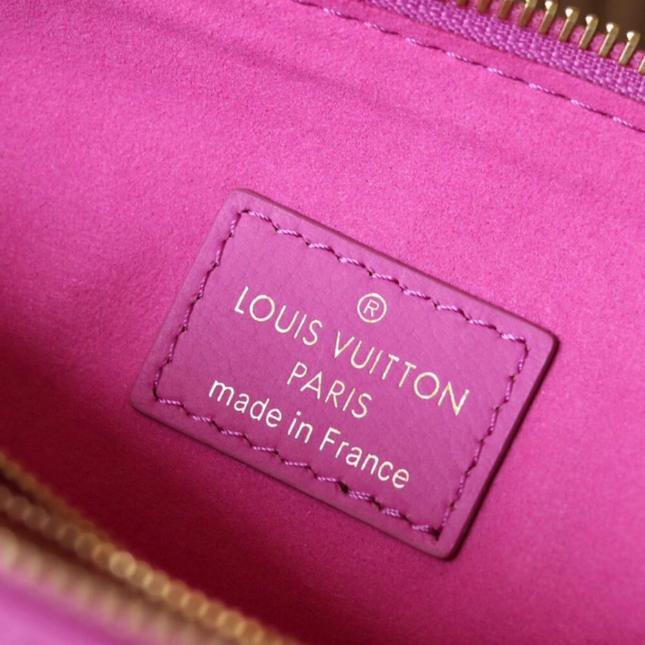 LV Coussin BB OdorResistant 184