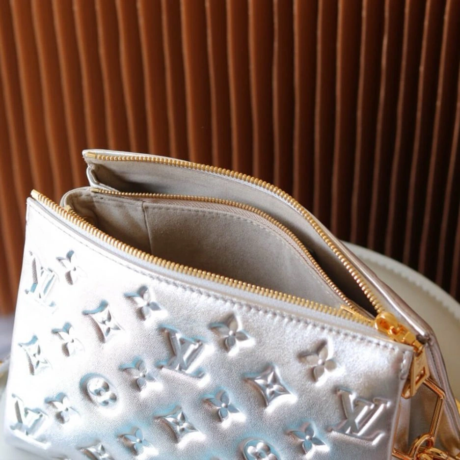 LV Coussin BB MultiPurpose 221