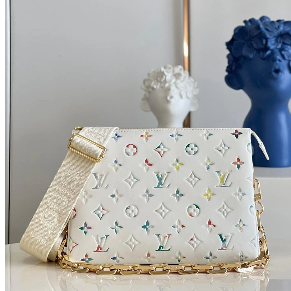 SportInspired LV Coussin PM 377