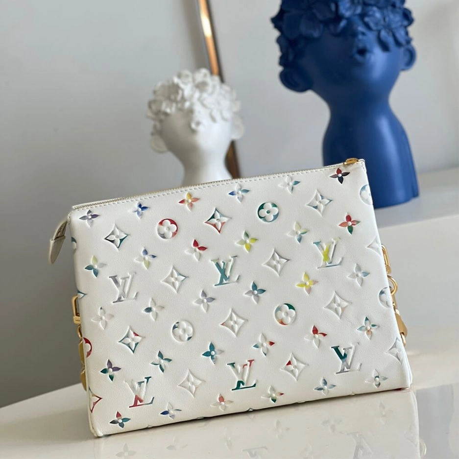 SportInspired LV Coussin PM 377