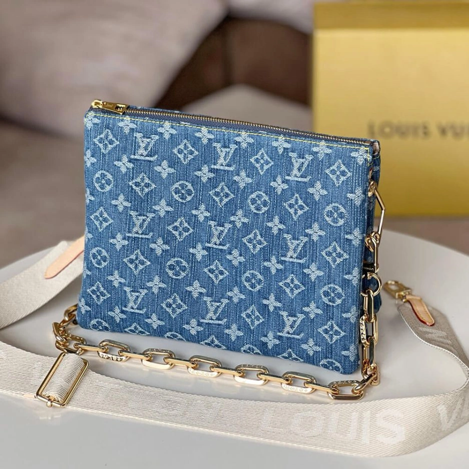Neat LV Coussin PM 436