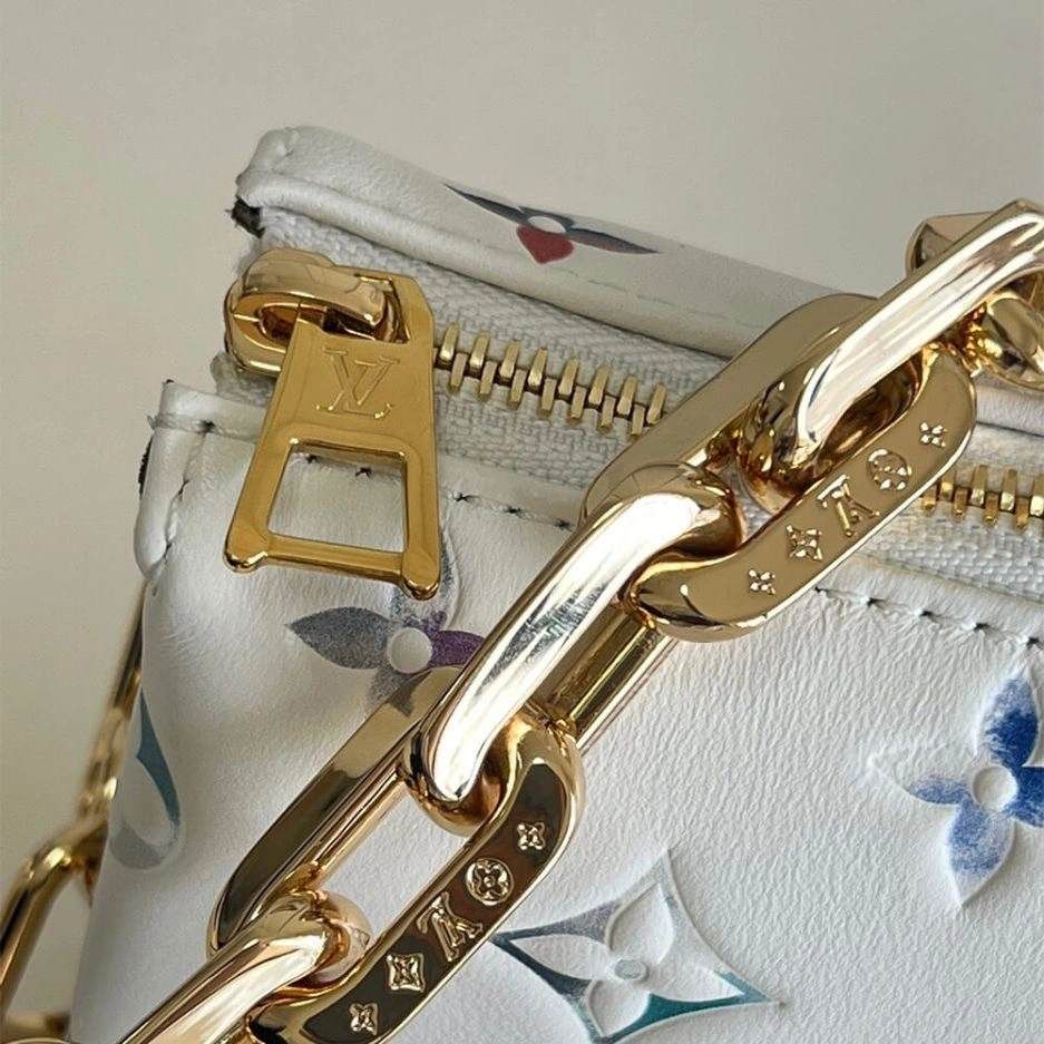 SportInspired LV Coussin PM 377