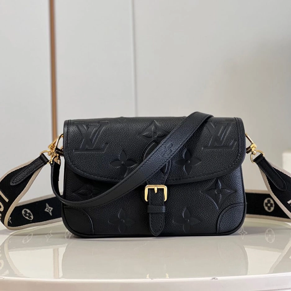 LV DIANE BAG Versatile 414